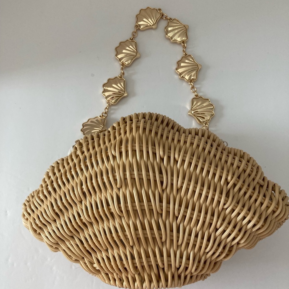 Tommy Bahama clamshell clutch, shoulder bag - NWT
